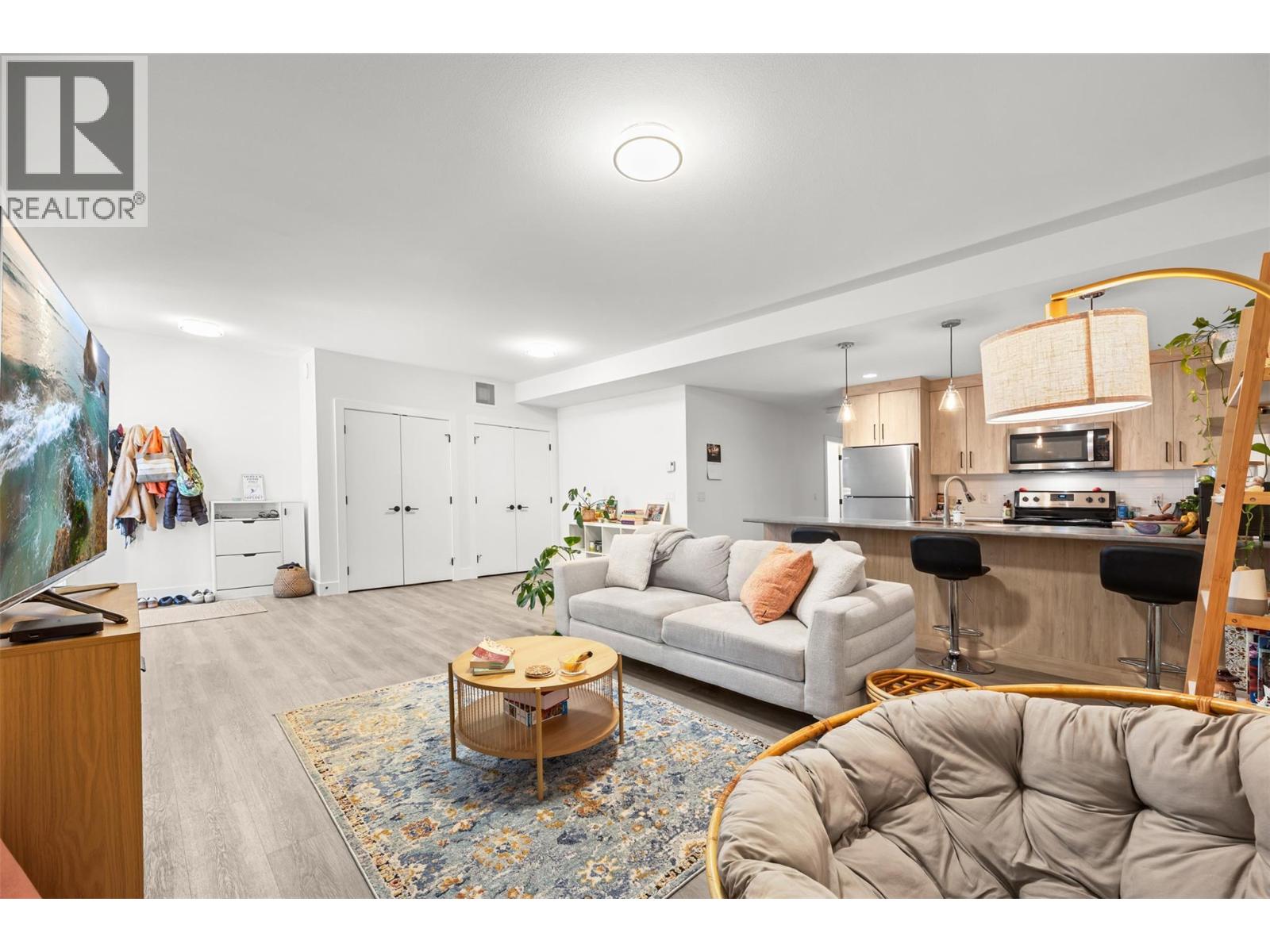 2598 Crown Crest Drive, West Kelowna