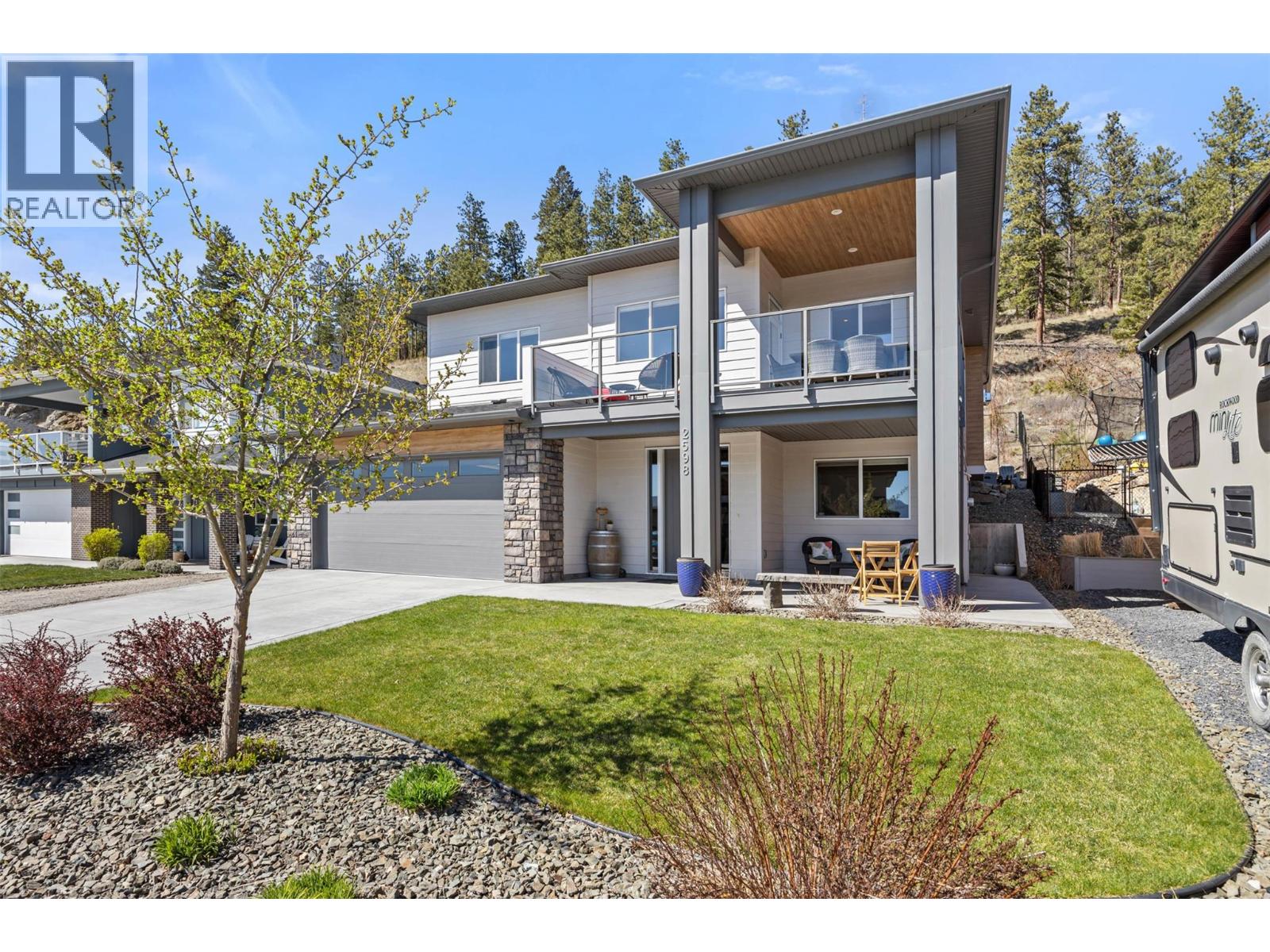 2598 Crown Crest Drive, West Kelowna