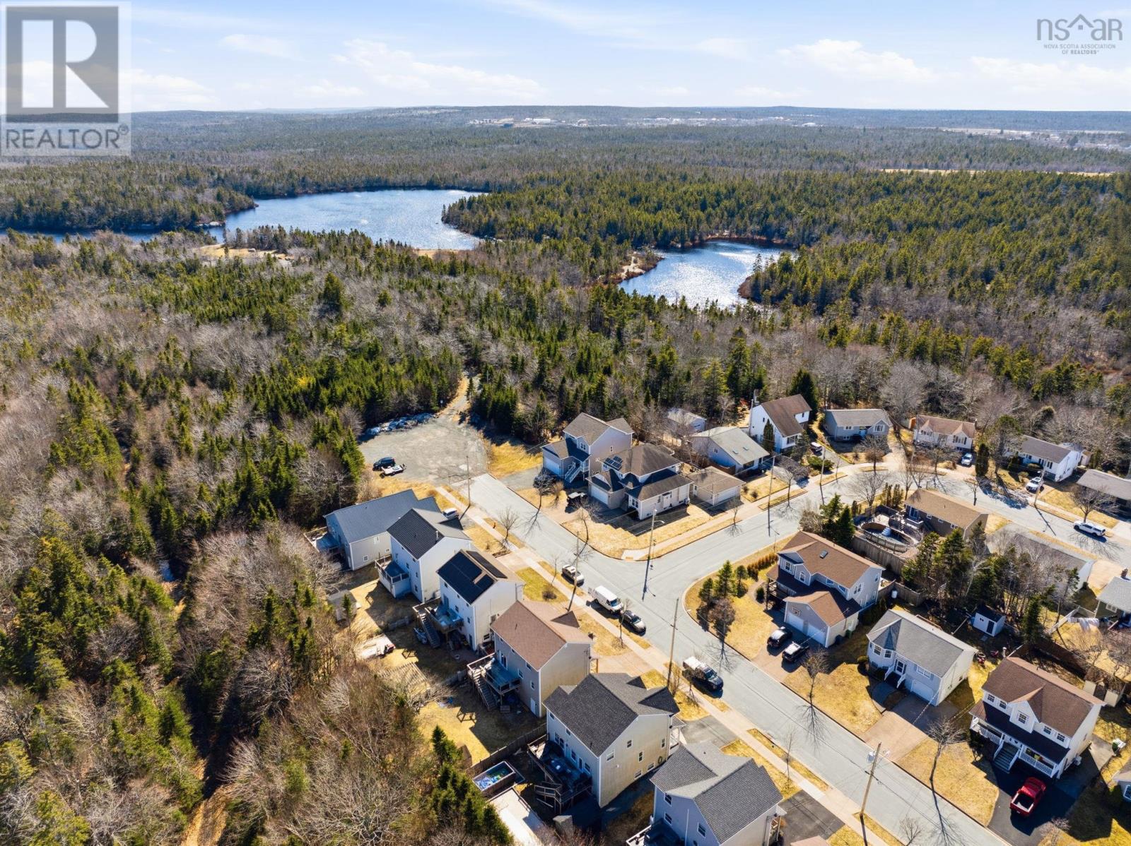 Property 43 of 49 of 90 Fieldstone Street