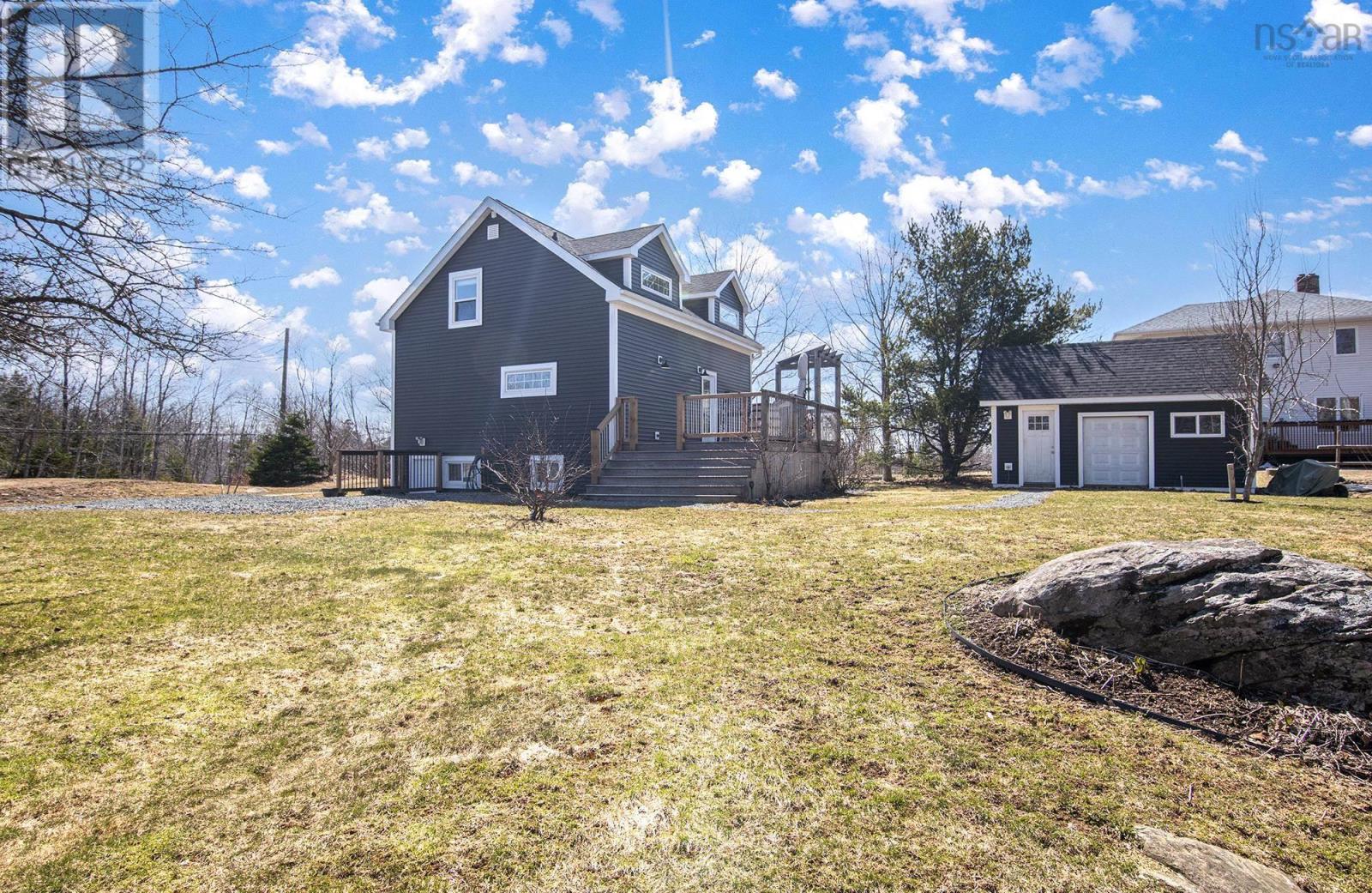 Property 38 of 51 of 764 Cobequid Road