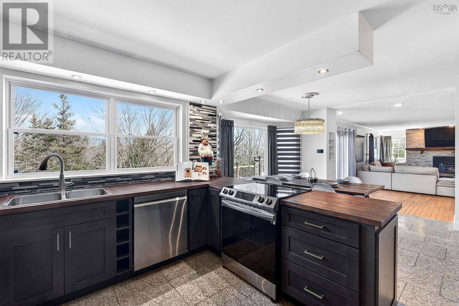 Property 13 of 50 of 503 Myra Road