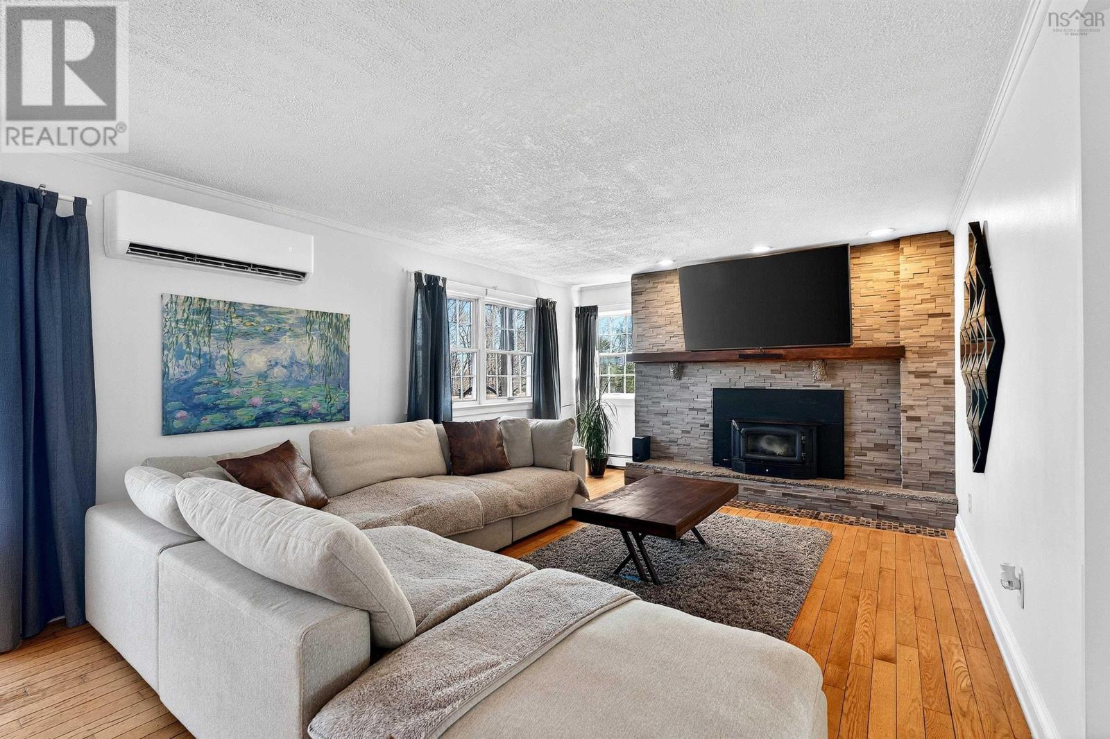 Property 8 of 50 of 503 Myra Road