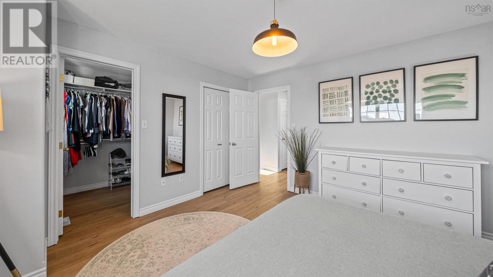 Property 18 of 27 of 160 James Street