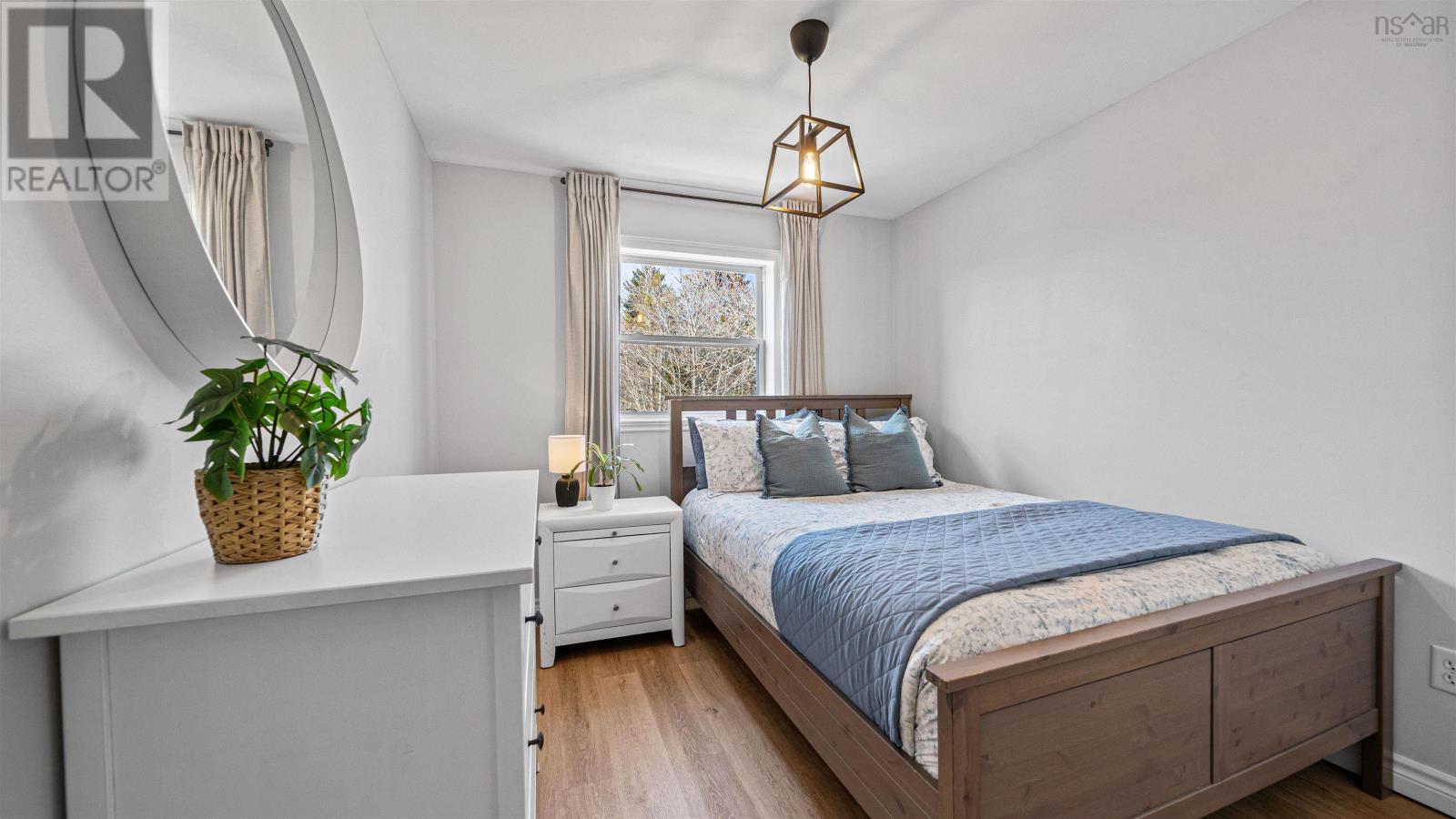 Property 23 of 27 of 160 James Street