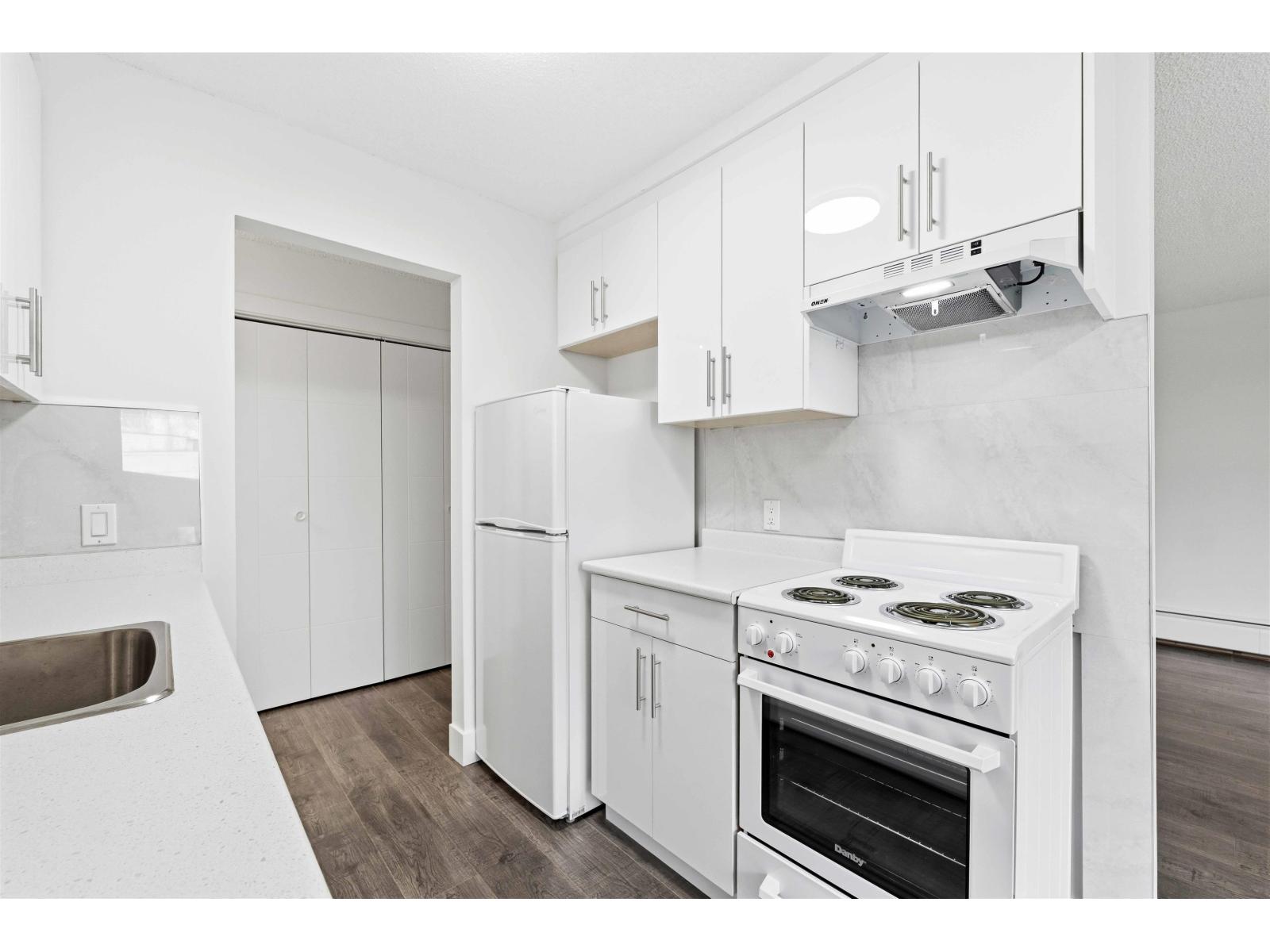 108 1909 SALTON ROAD, Abbotsford