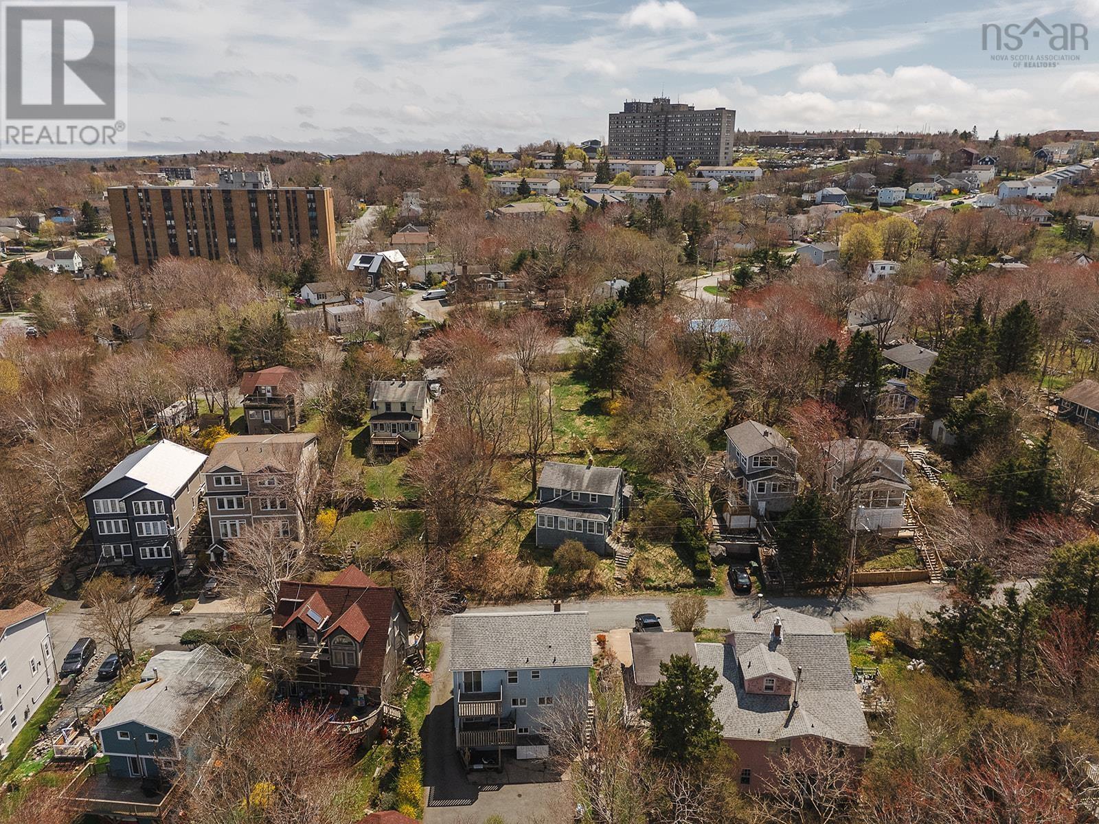 Property 13 of 18 of 10 Idlewylde Road