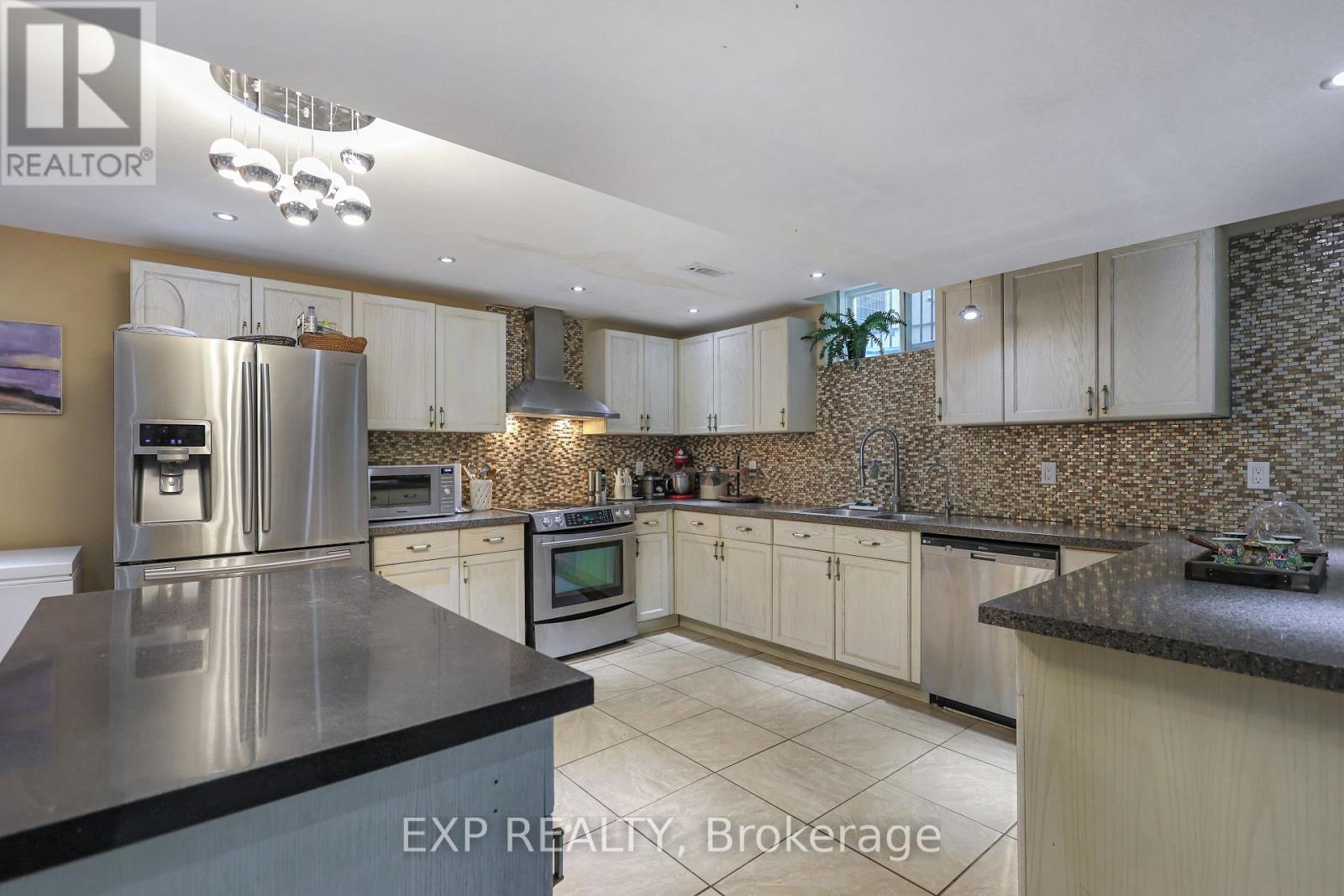 254 RYMAL ROAD W - 27