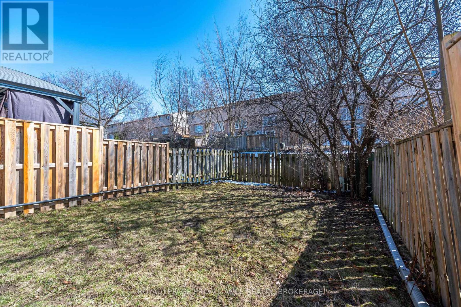 28 ROSEMUND CRESCENT — photo 38