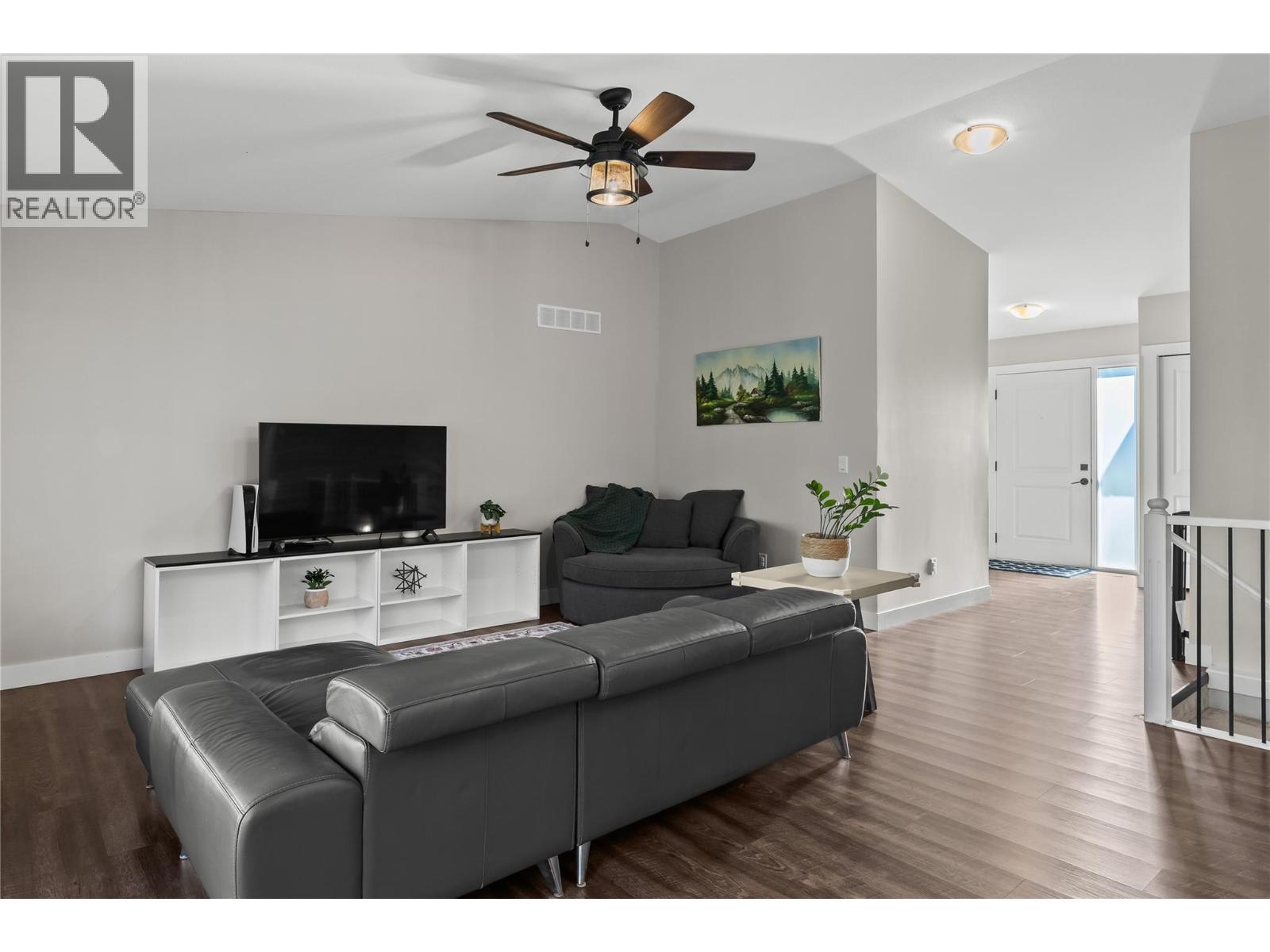 530 Muir Road, Fintry