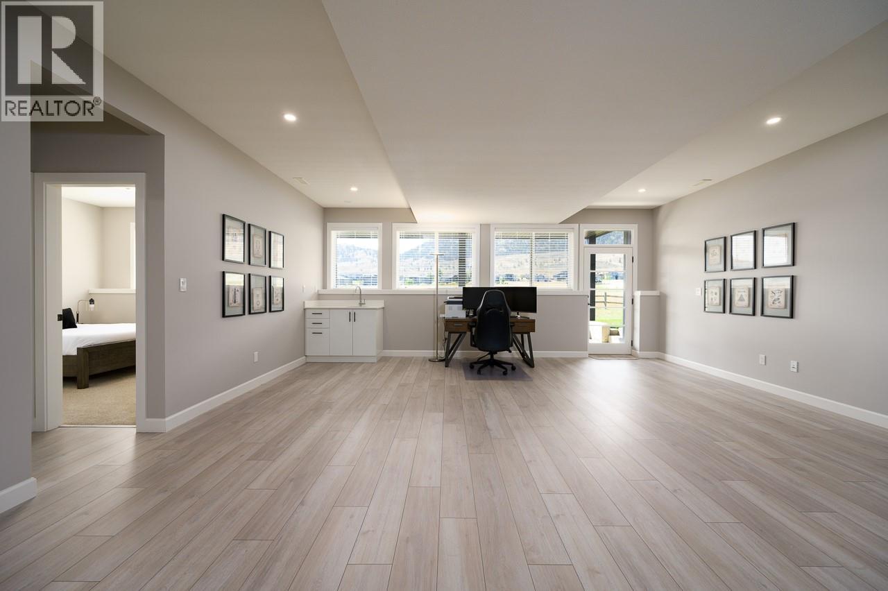 260 RUE CHEVAL NOIR Unit# 1, Kamloops