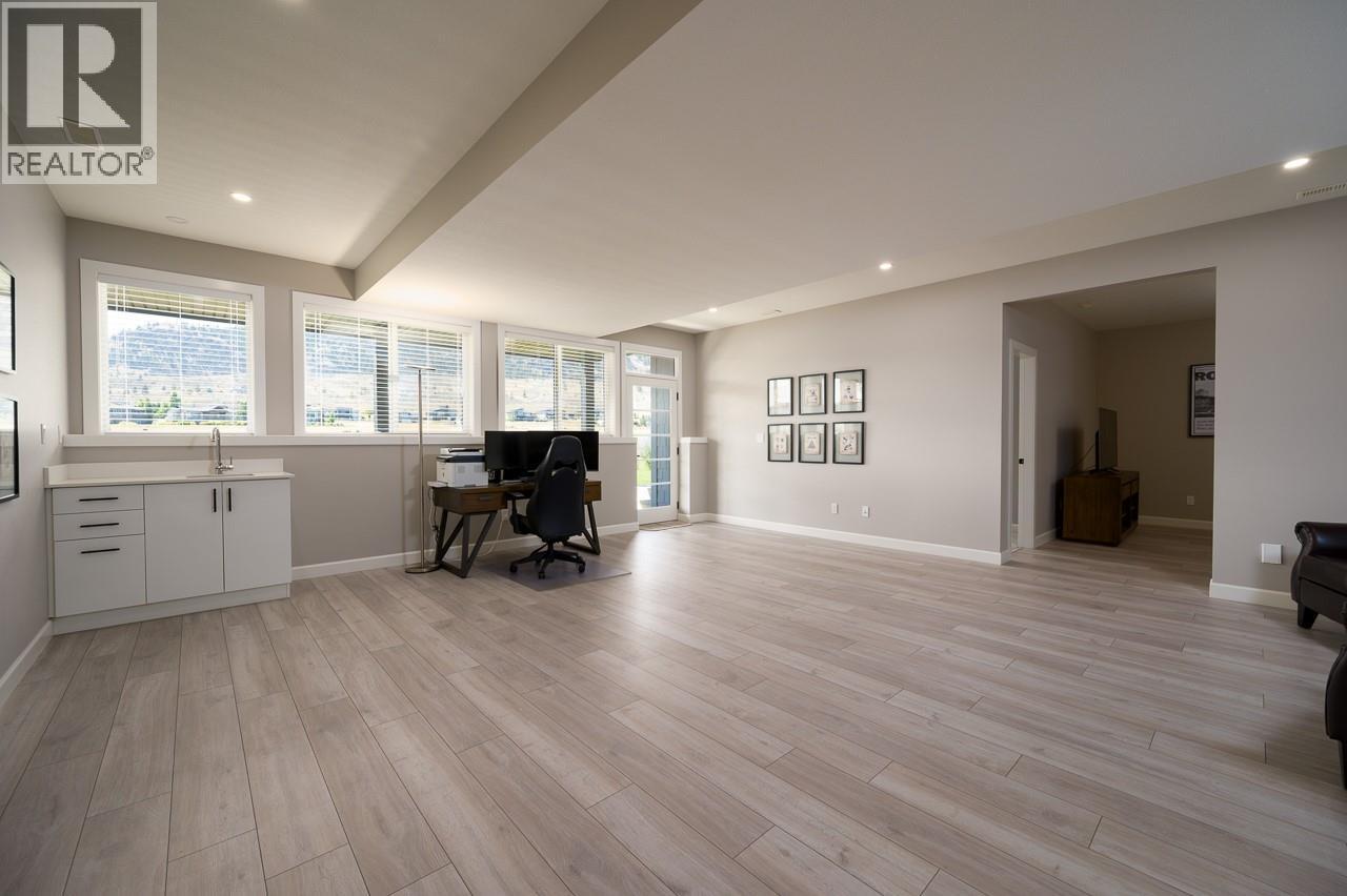 260 RUE CHEVAL NOIR Unit# 1, Kamloops