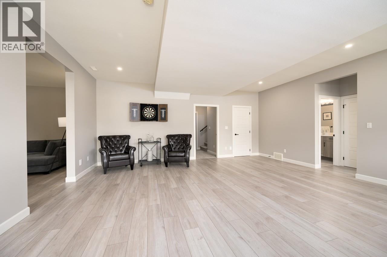 260 RUE CHEVAL NOIR Unit# 1, Kamloops