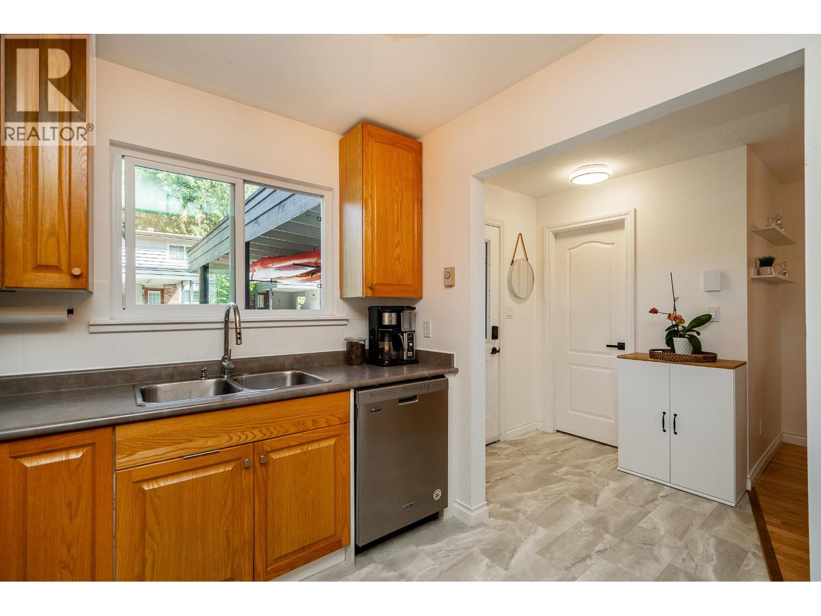 12108 SCHMIDT CRESCENT, Maple Ridge