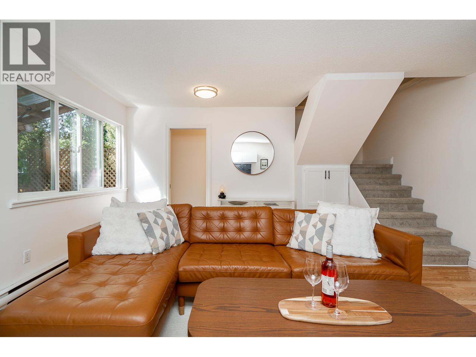 12108 SCHMIDT CRESCENT, Maple Ridge