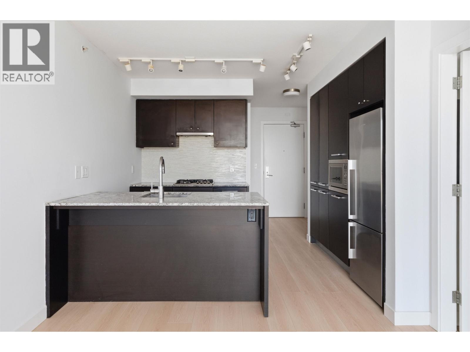 610 6180 COONEY ROAD, Richmond