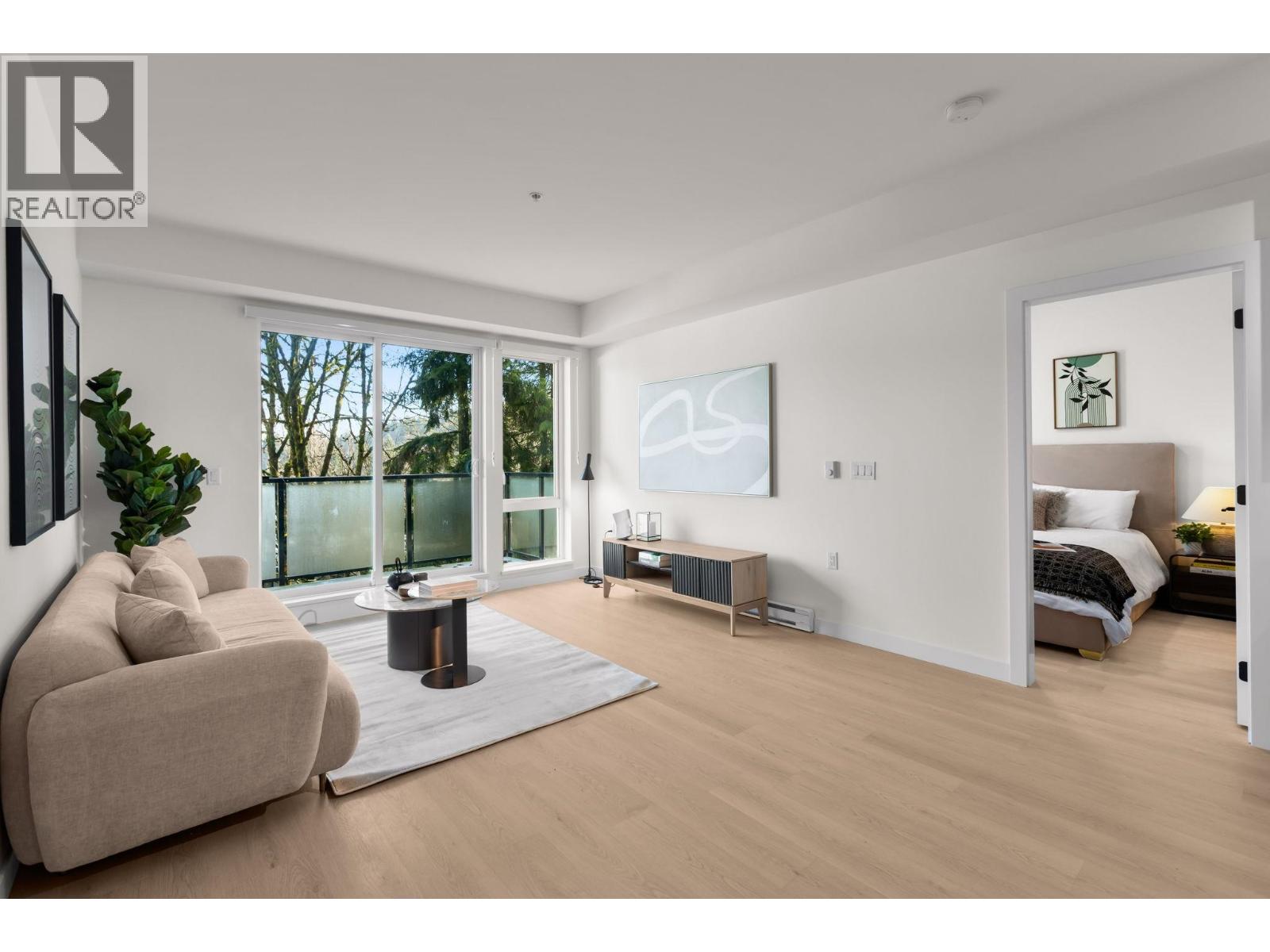 402 2002 ST. GEORGE STREET, Port Moody