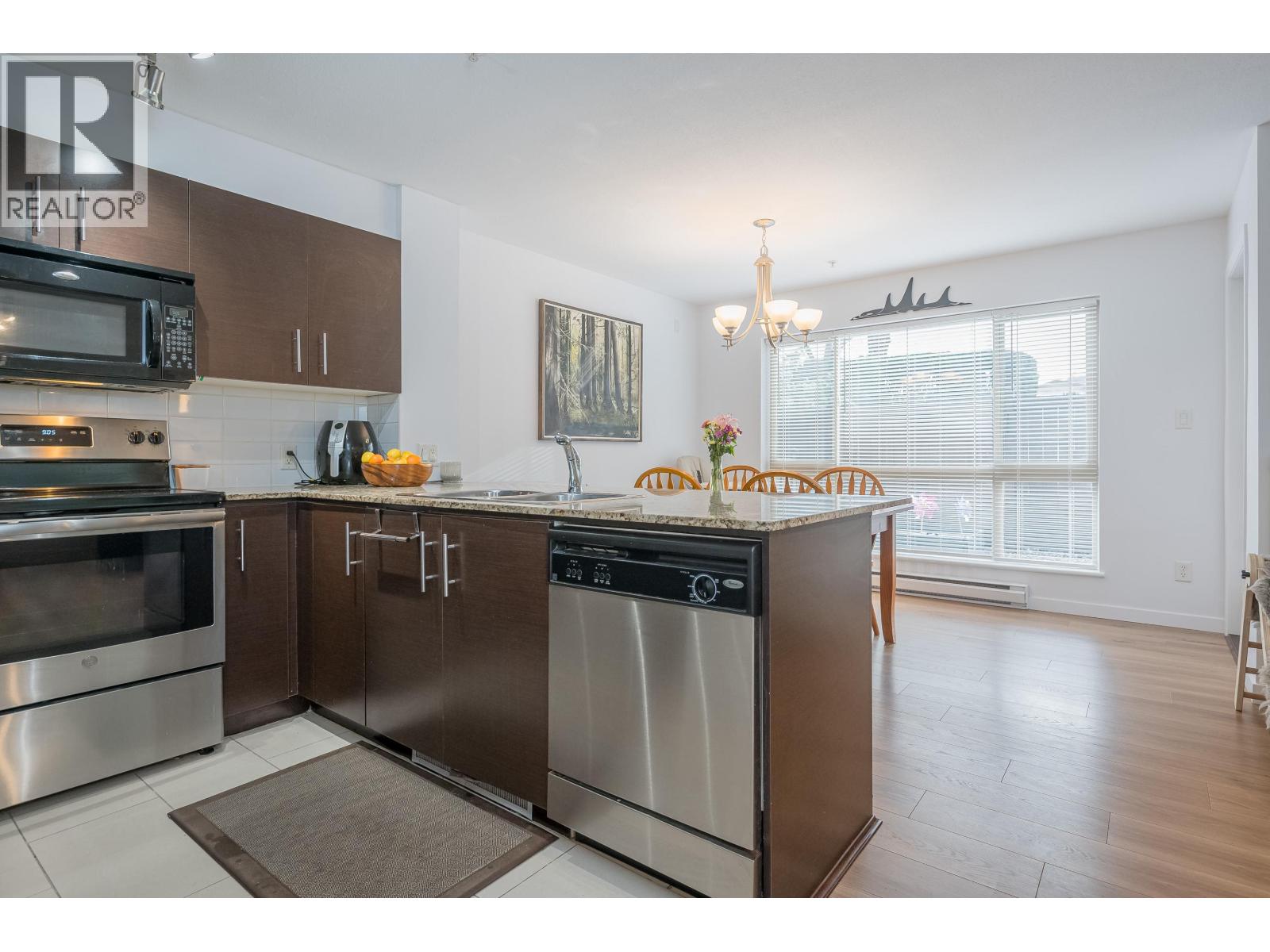 102 11665 HANEY BYPASS, Maple Ridge