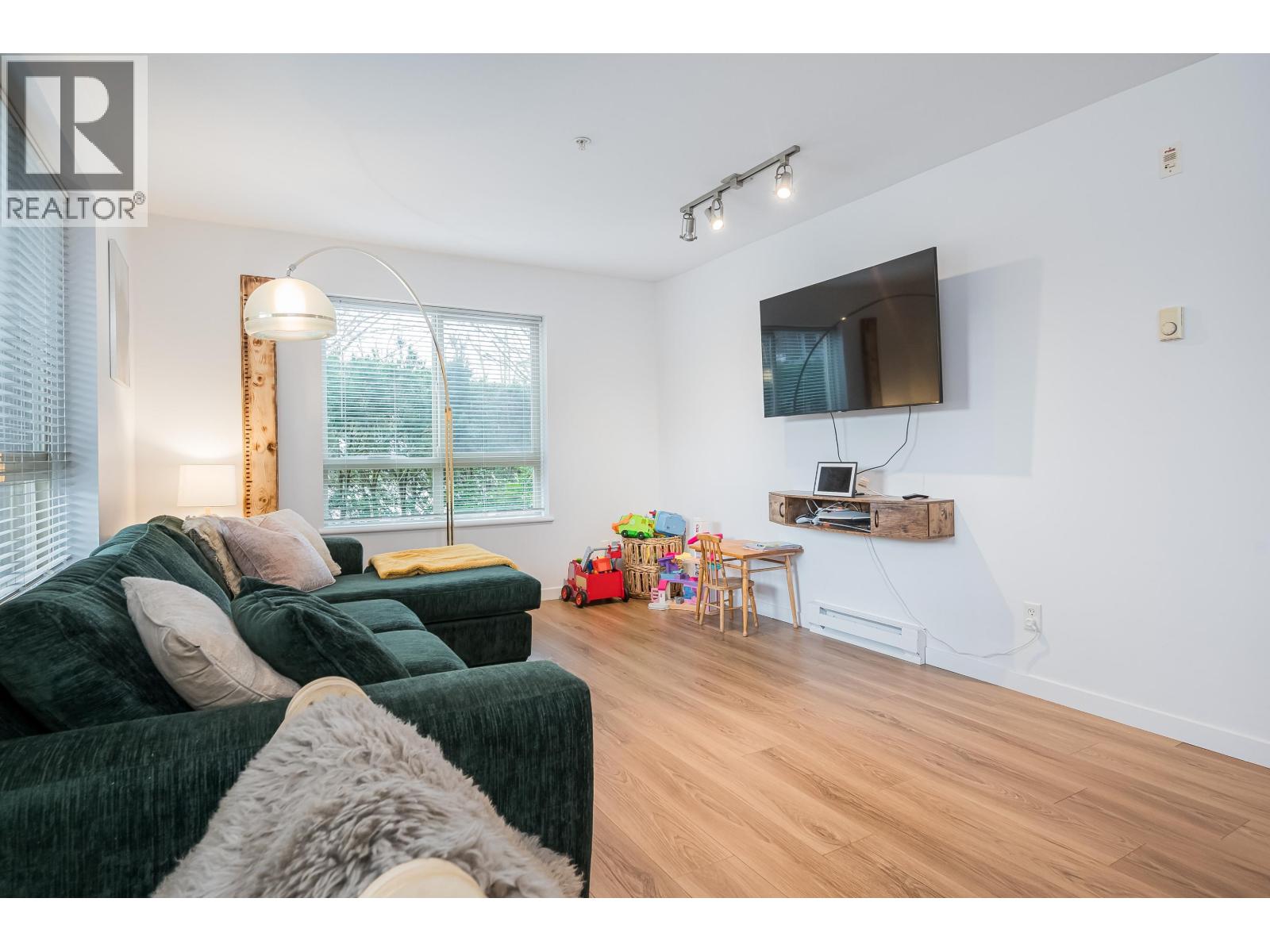 102 11665 HANEY BYPASS, Maple Ridge