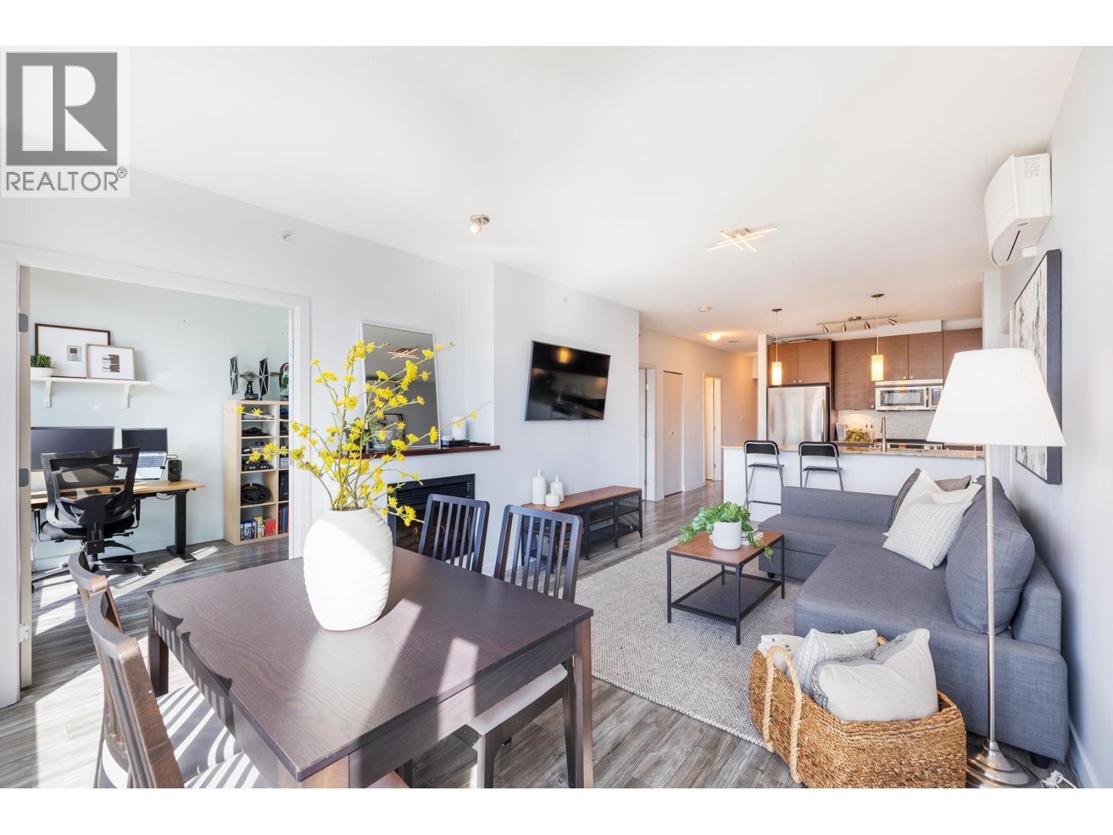 605 110 BREW STREET, Port Moody