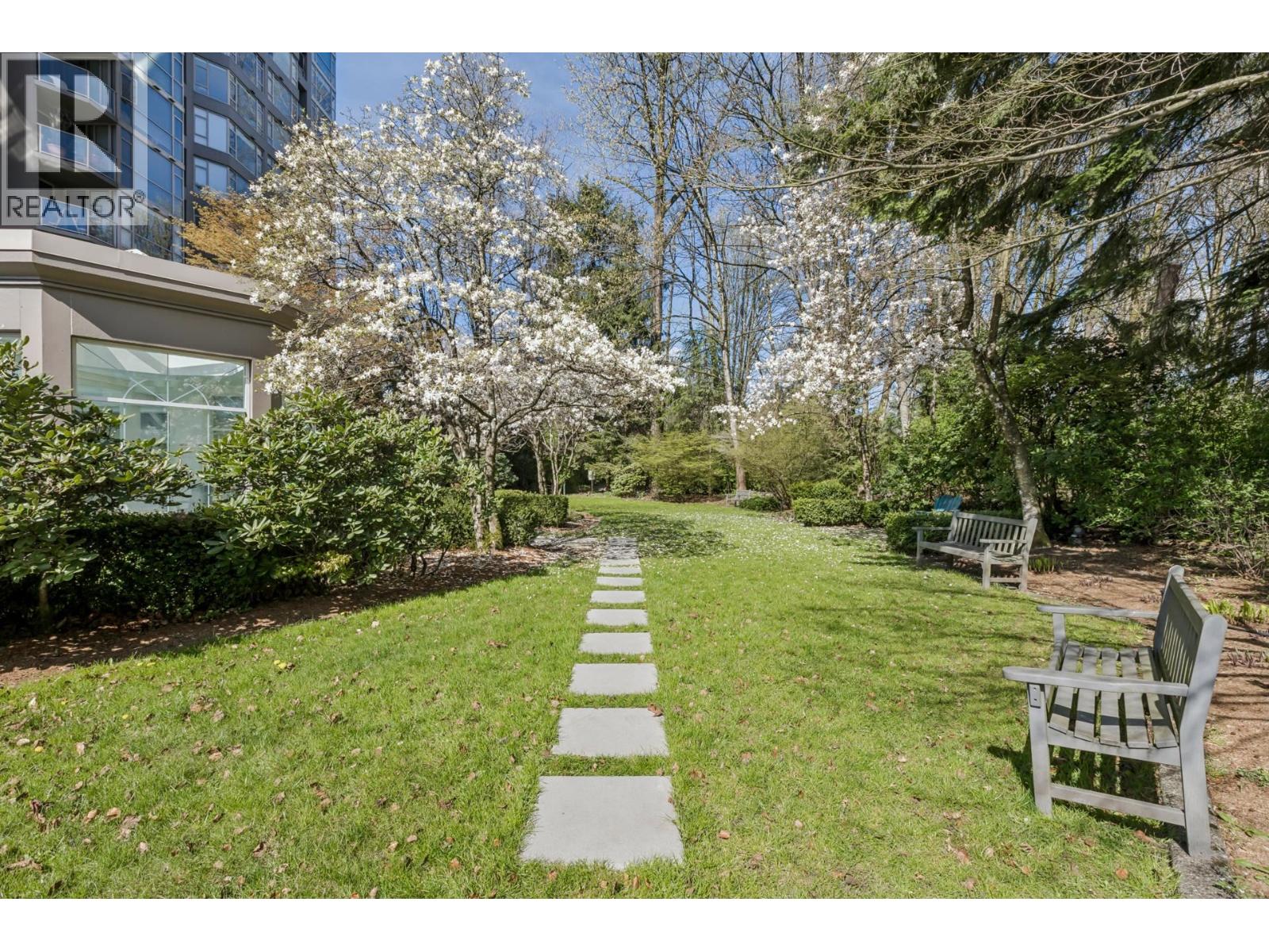 308 1327 E KEITH ROAD, North Vancouver