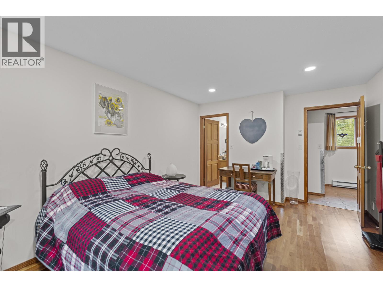 6649 SVEN ROAD - 20