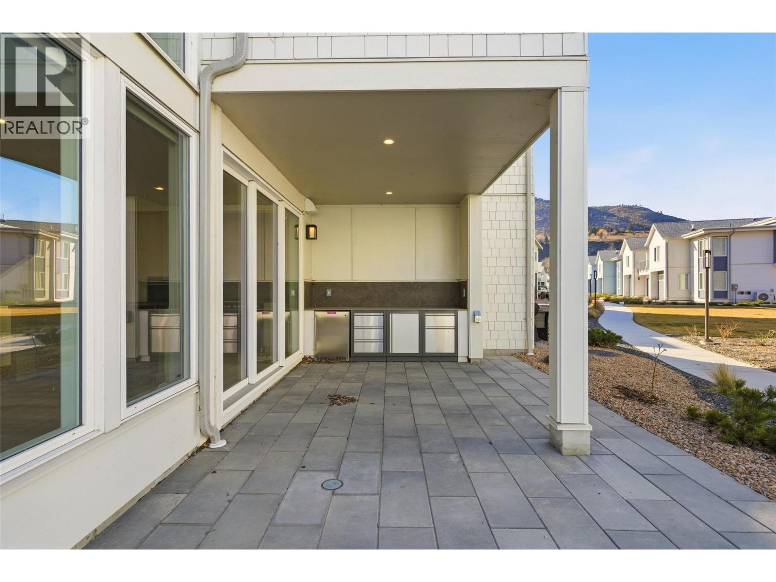 3000 Landry Crescent, Summerland