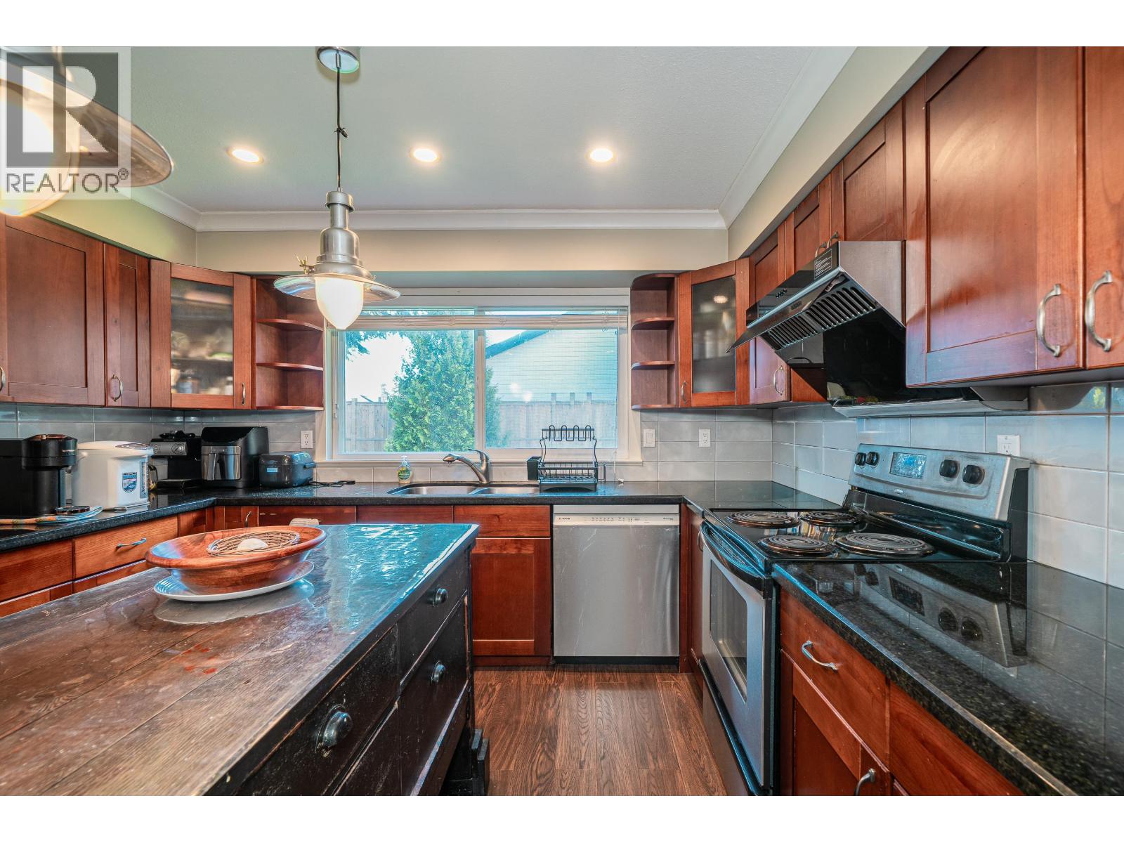 9288 ROMANIUK DRIVE, Richmond