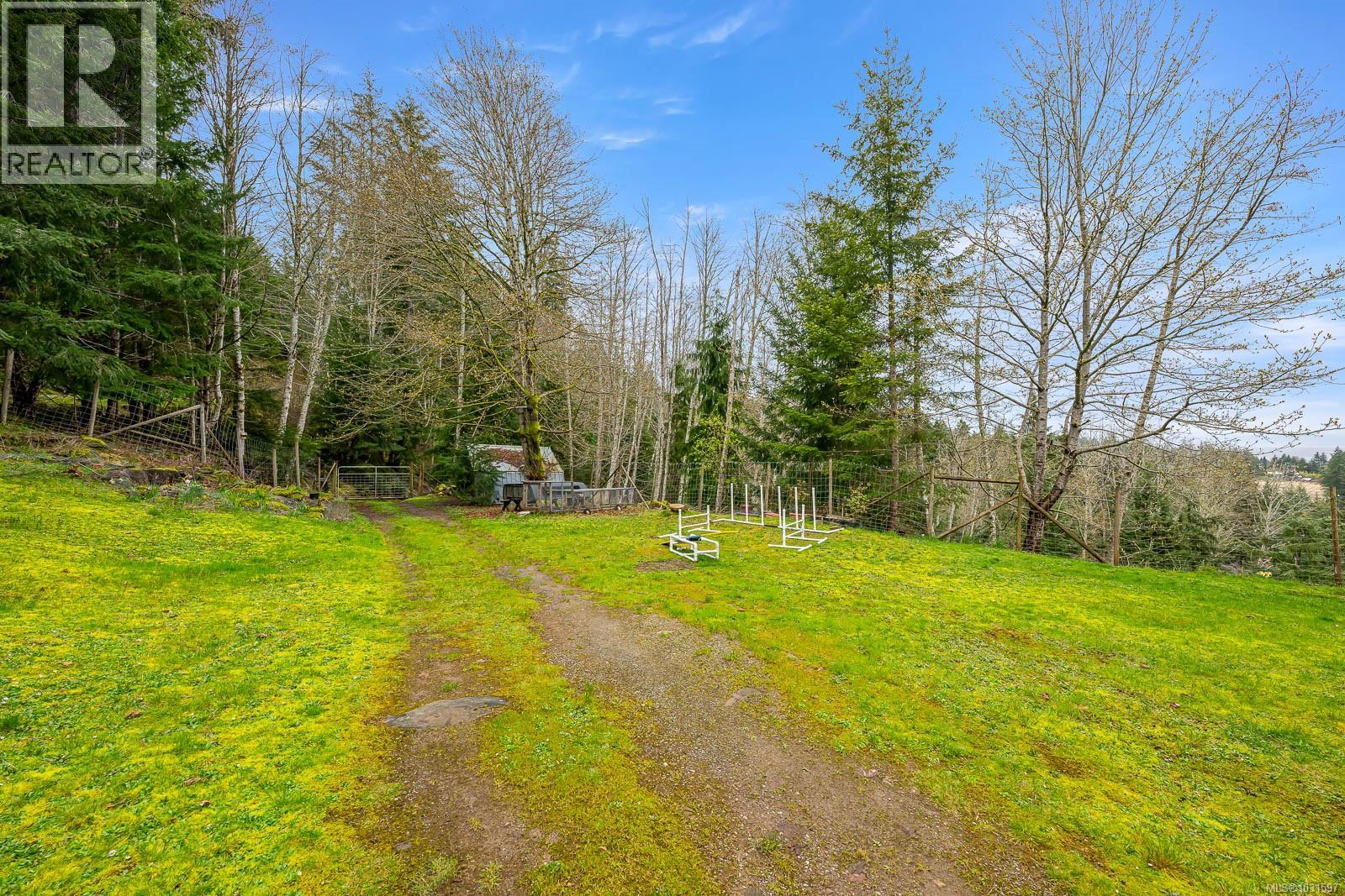 8900 Keith Wagner Way, Denman Island