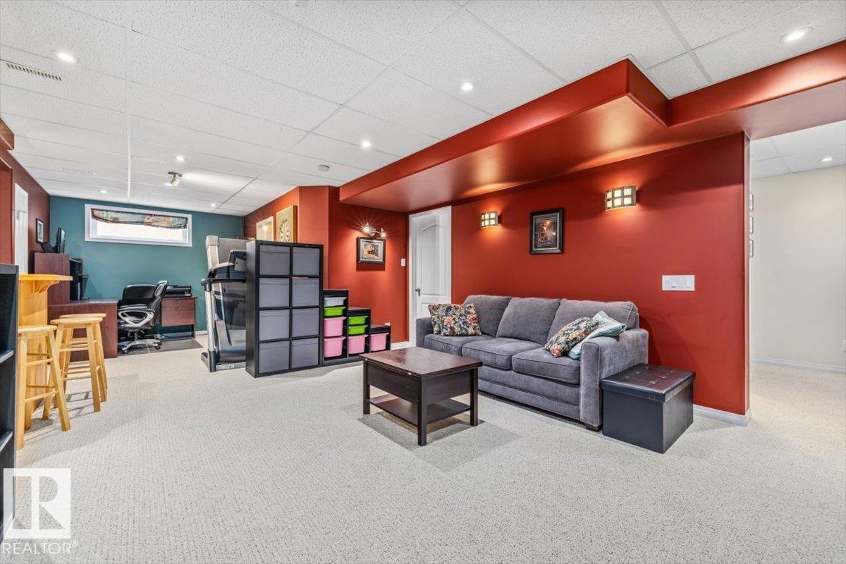 520 WISEMAN LN NW, Edmonton