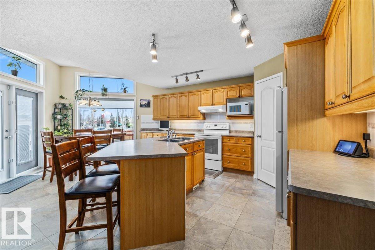 520 WISEMAN LN NW, Edmonton