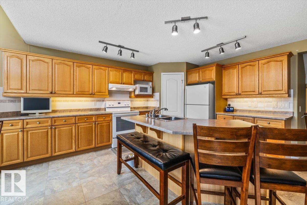 520 WISEMAN LN NW, Edmonton