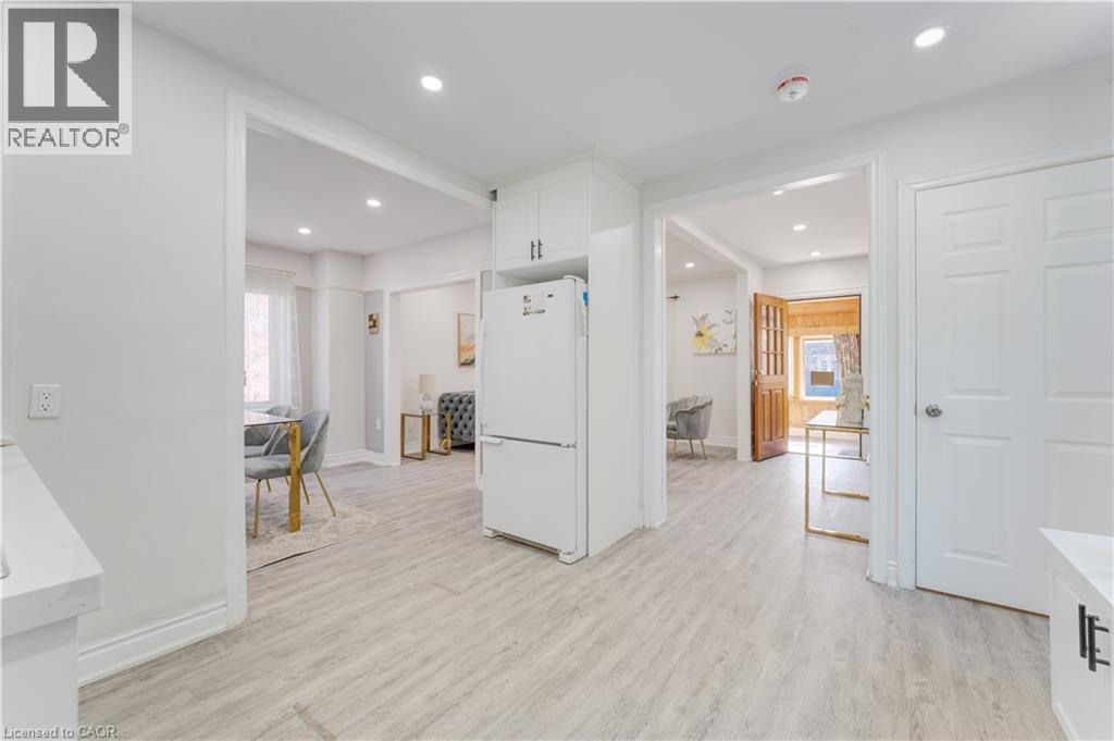 24 ONWARD Avenue - 16