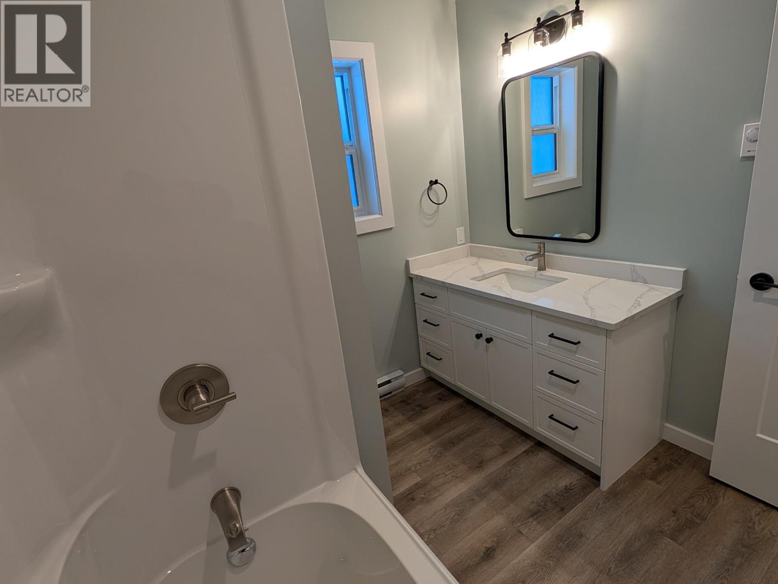 1498 CHESTNUT STREET, Telkwa