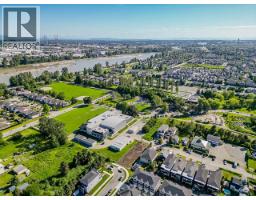 231 Lawrence Street, New Westminster, BC V3M5K9 Photo 12