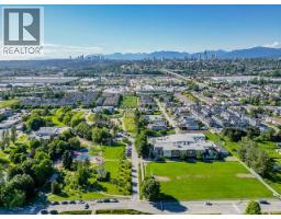 231 Lawrence Street, New Westminster, BC V3M5K9 Photo 23
