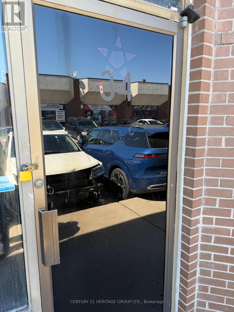 34 - 4544 DUFFERIN STREET W