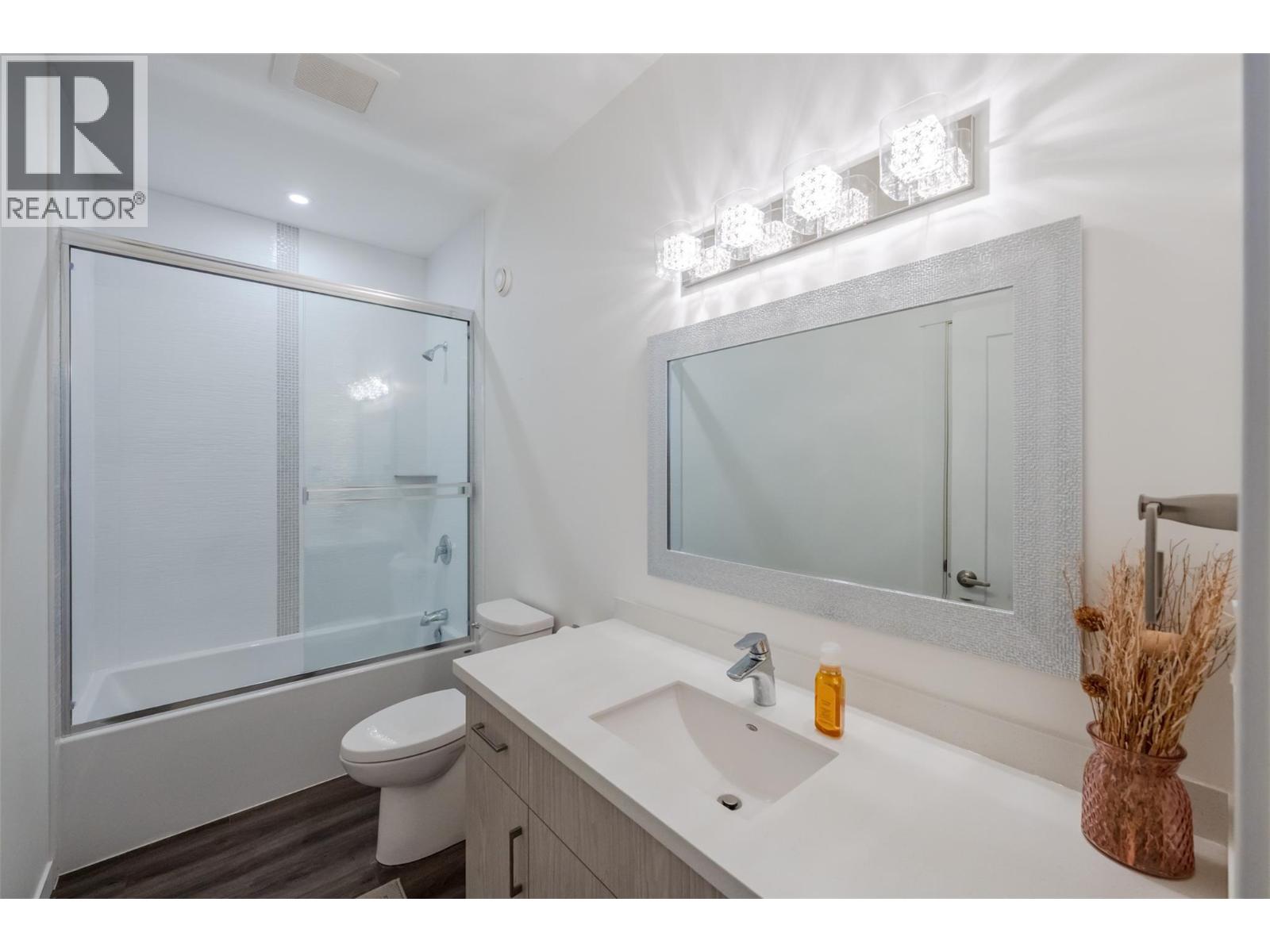 397 10th Avenue - 22