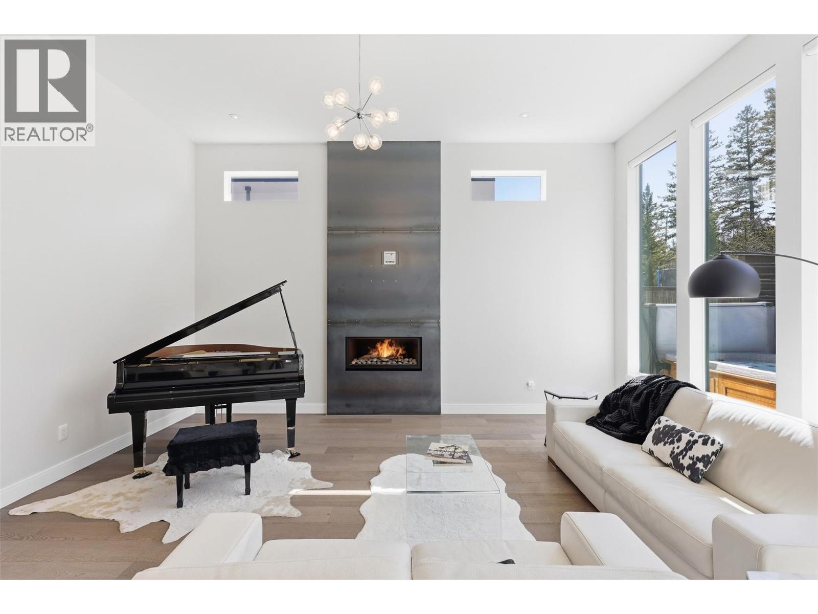 1270 ROCKCRESS DRIVE - 11