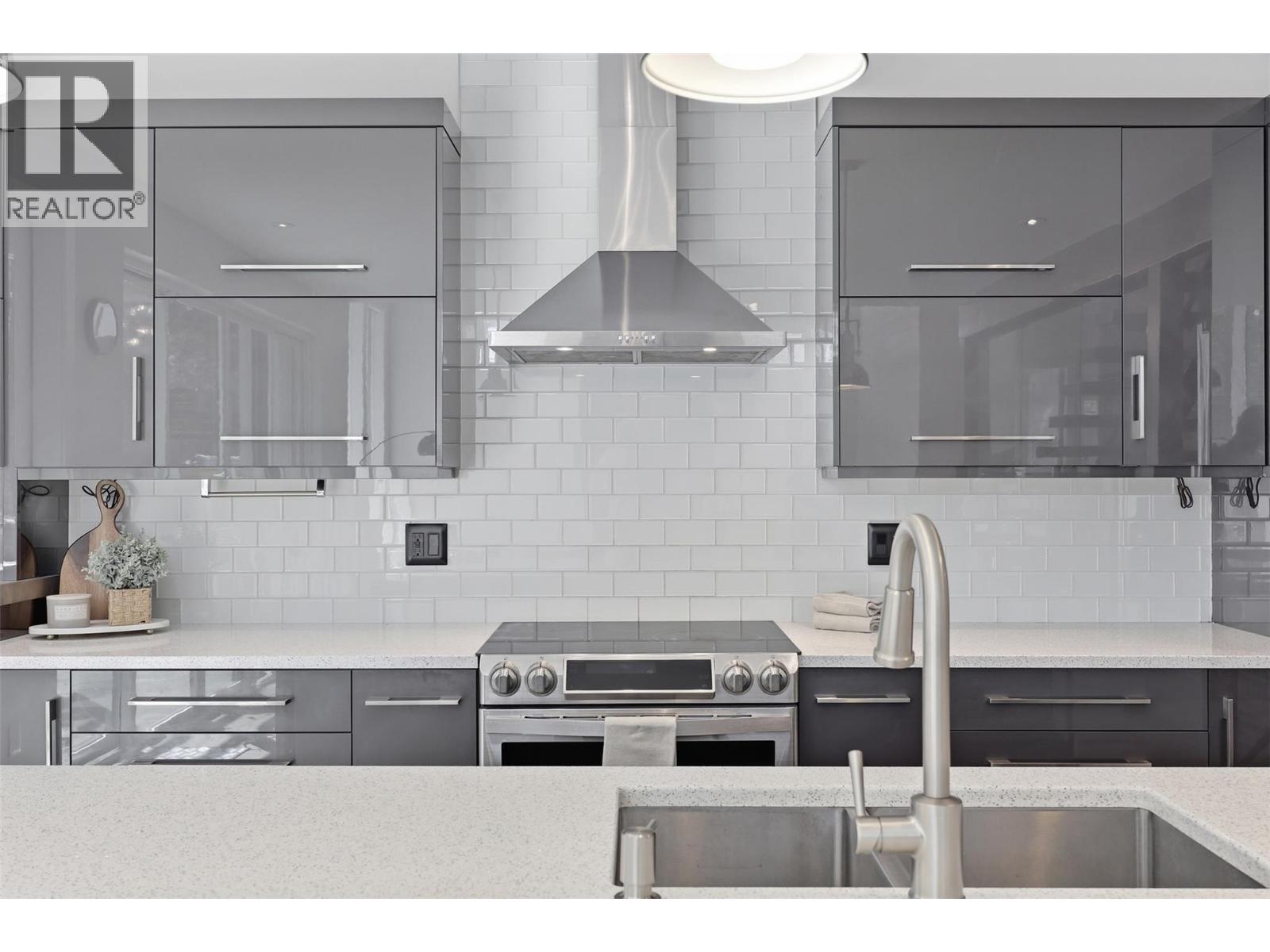 1270 ROCKCRESS DRIVE - 14