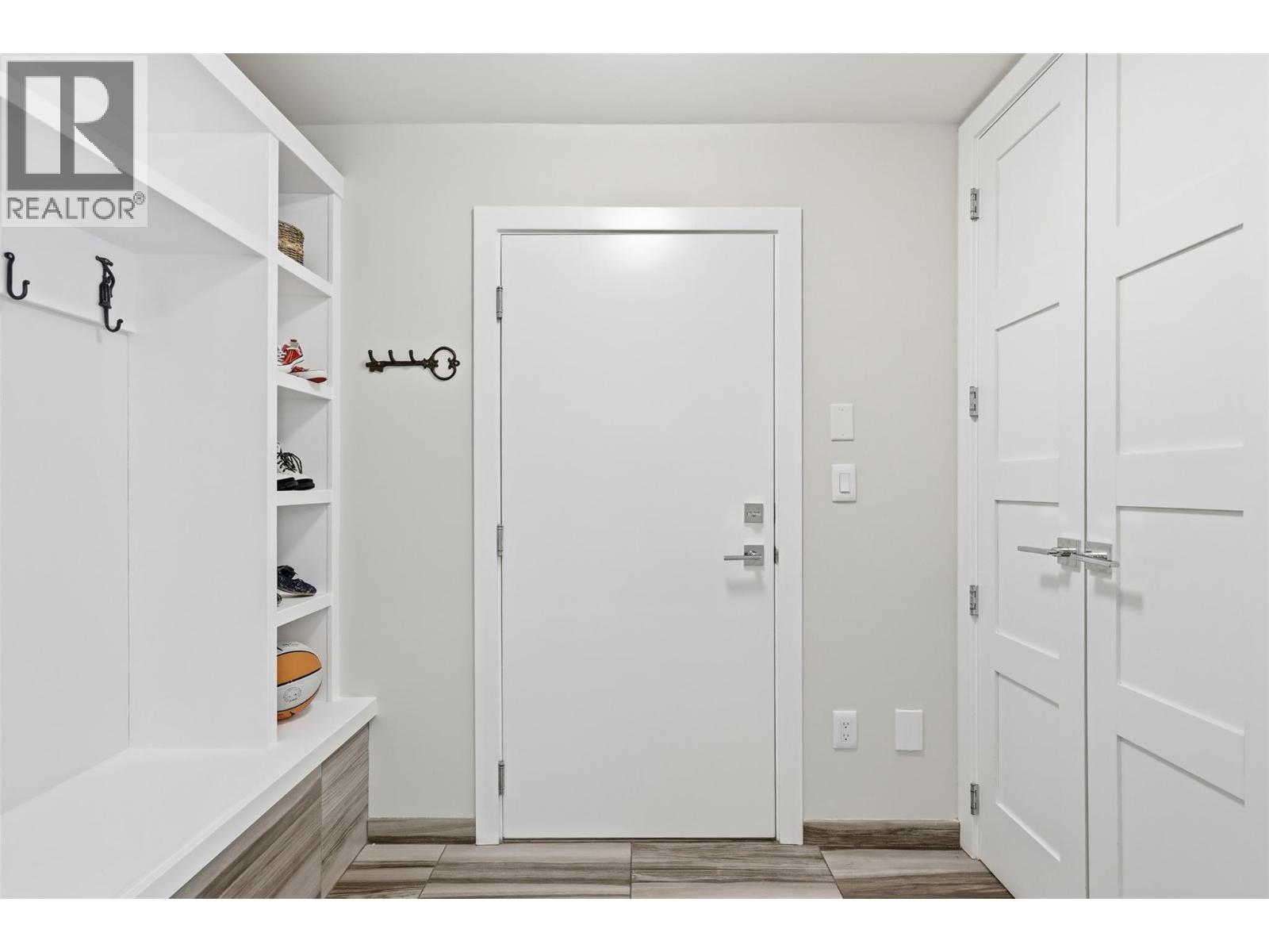 1270 ROCKCRESS DRIVE - 22