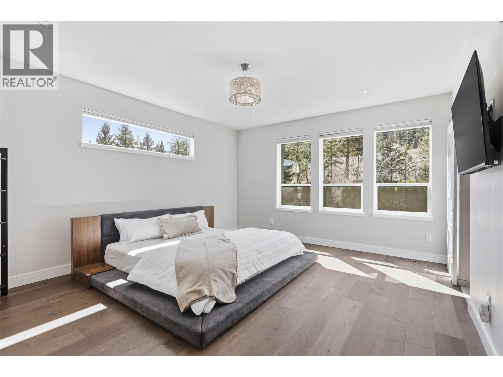 1270 ROCKCRESS DRIVE - 26