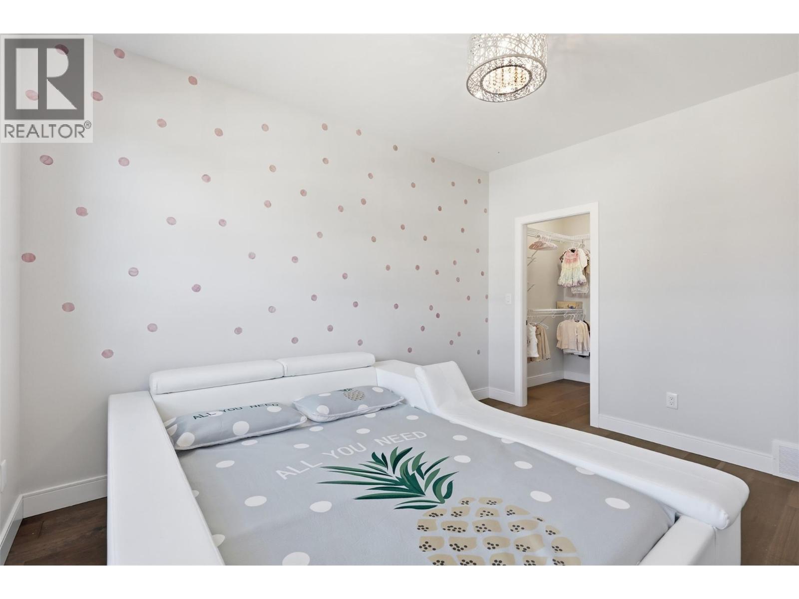 1270 ROCKCRESS DRIVE - 34