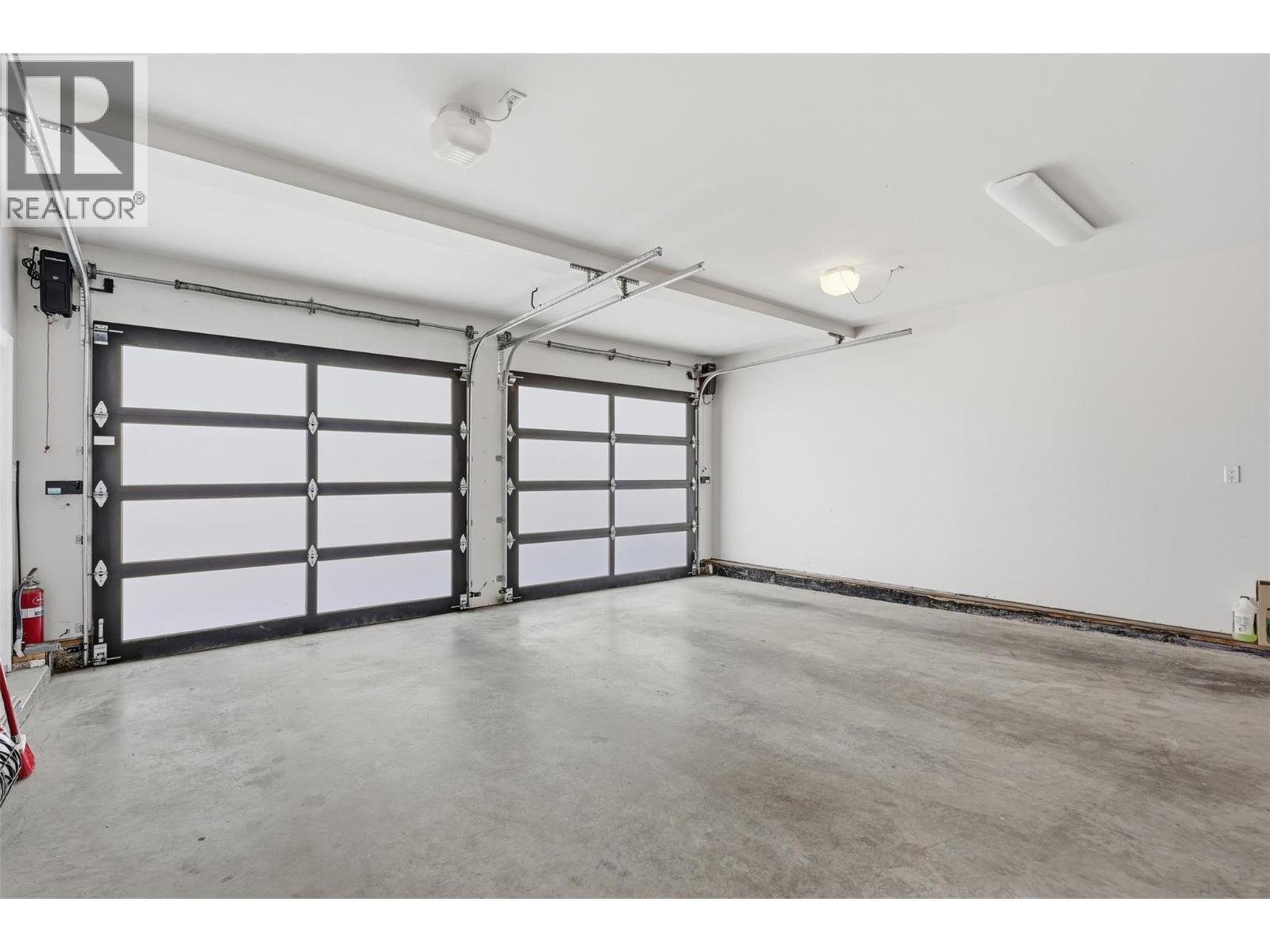 1270 ROCKCRESS DRIVE - 38