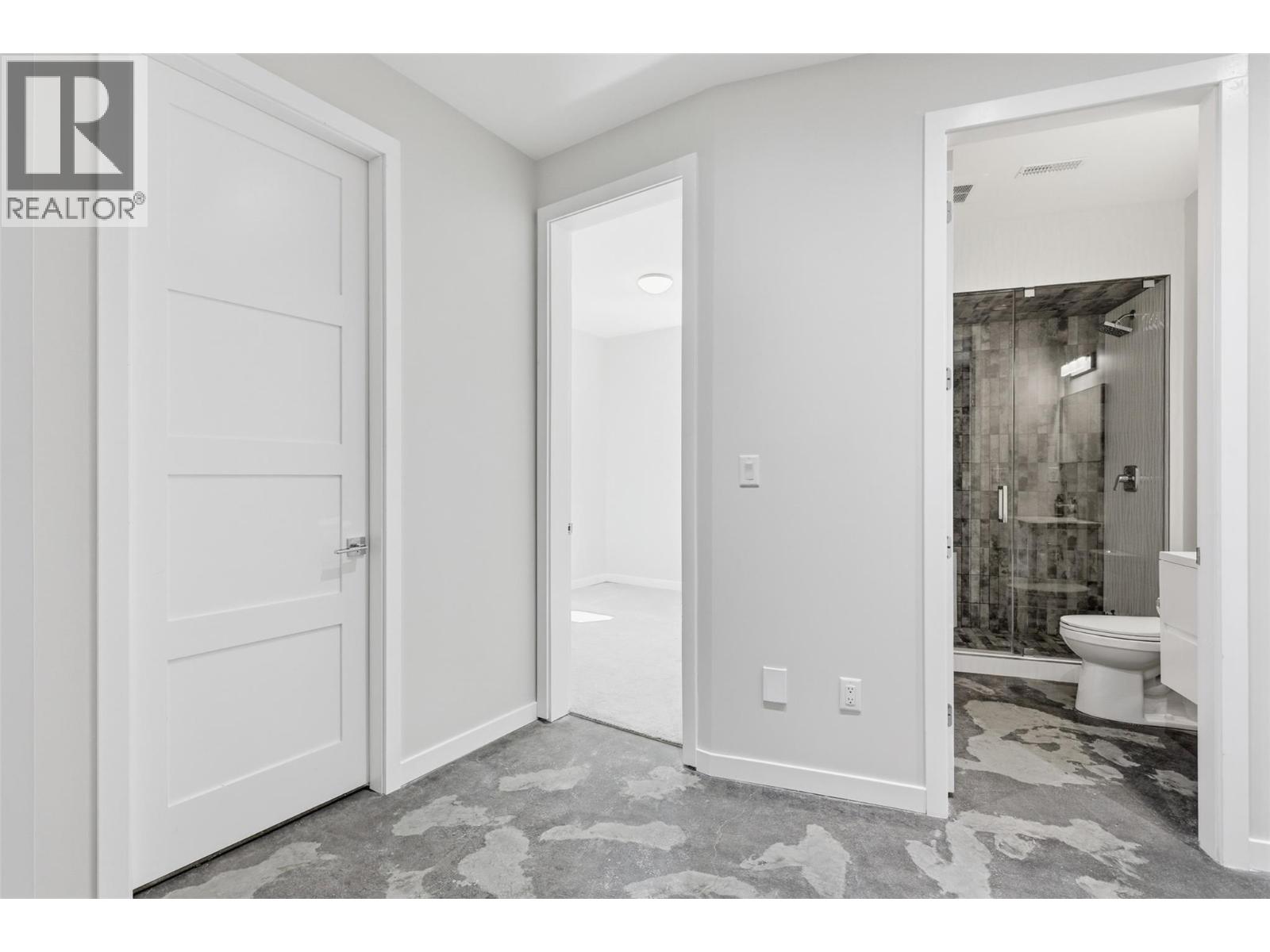 1270 ROCKCRESS DRIVE - 43