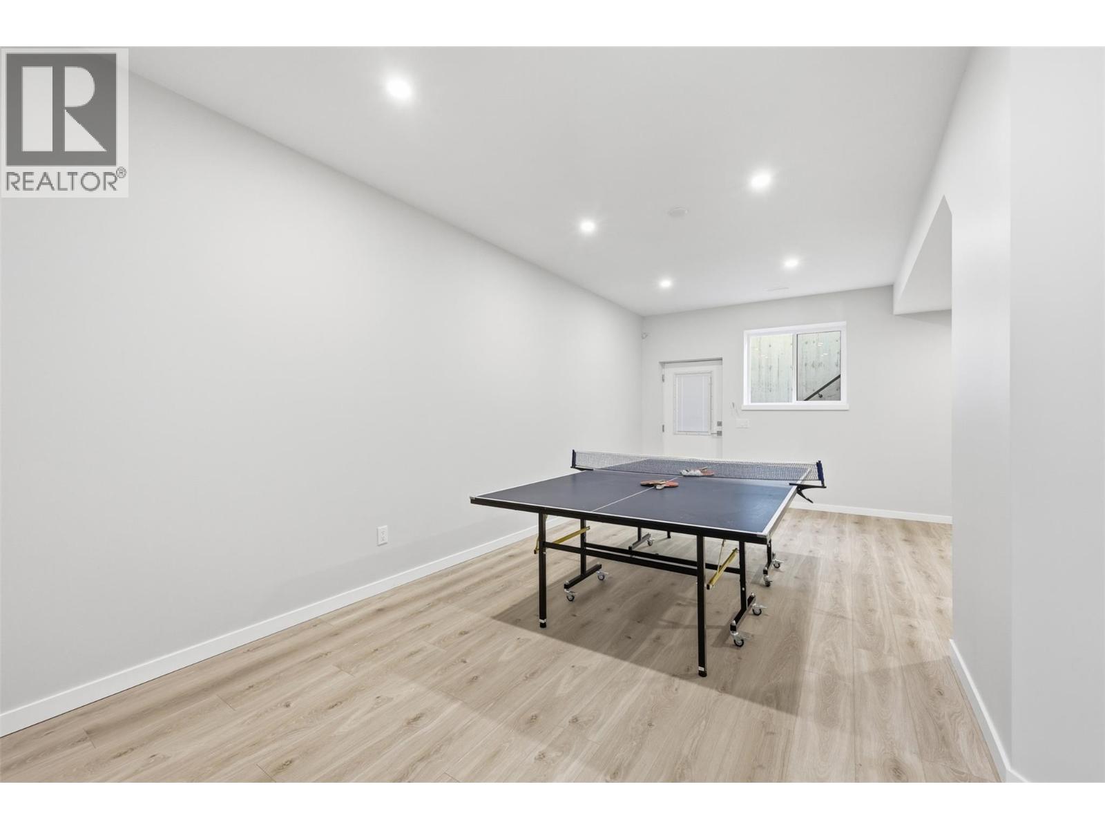 1270 ROCKCRESS DRIVE - 48