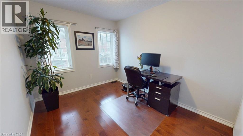 293 REIS Place - 14