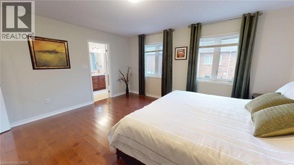 293 REIS Place - 19