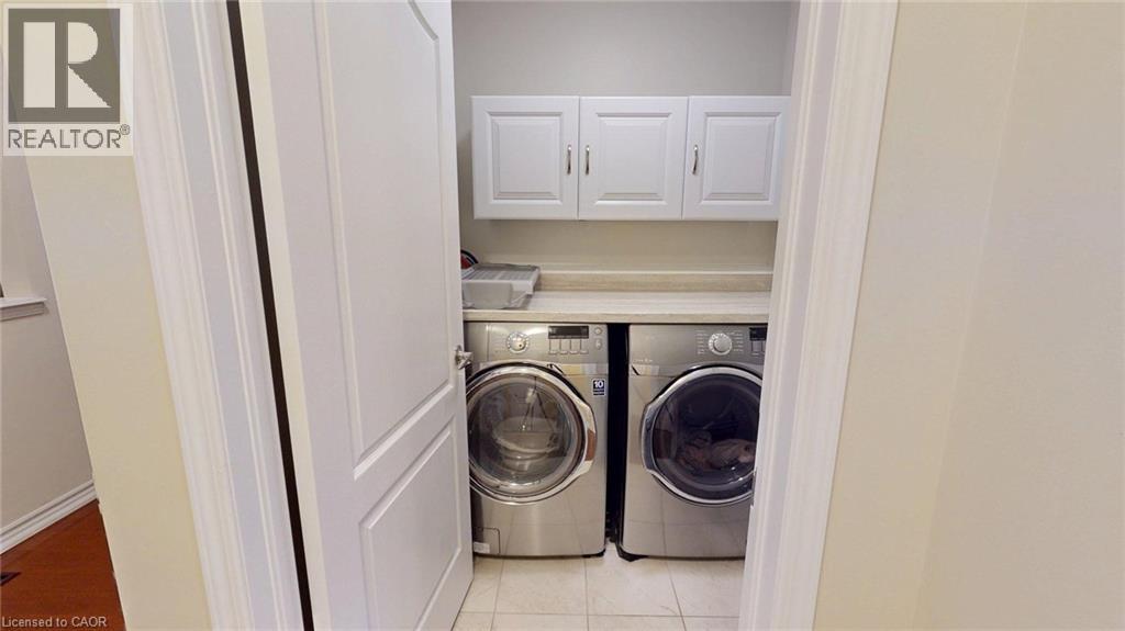 293 REIS Place - 22