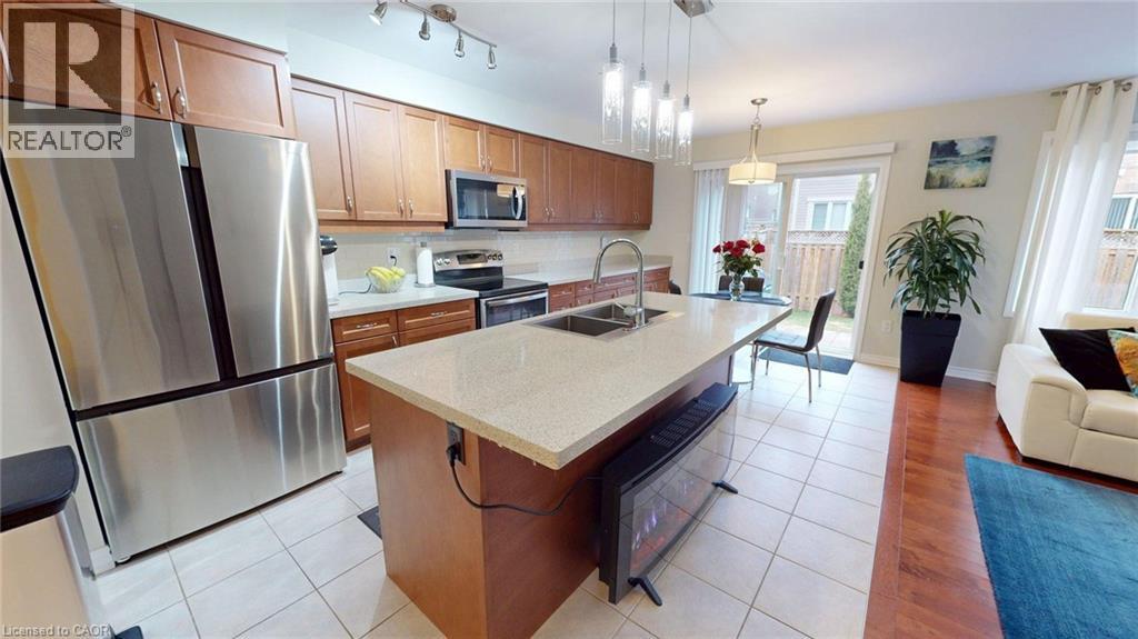 293 REIS Place - 4
