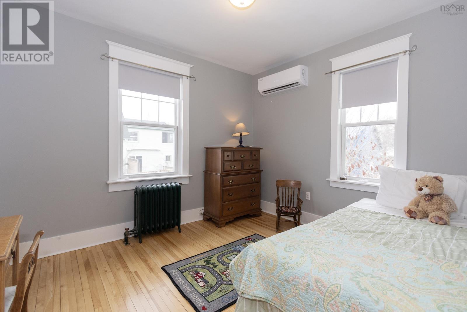 Property 33 of 49 of 139 Main Street